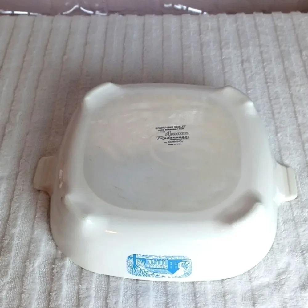 CORNING RADARANGE Vintage 11 Inch  Casserole‎ Dish